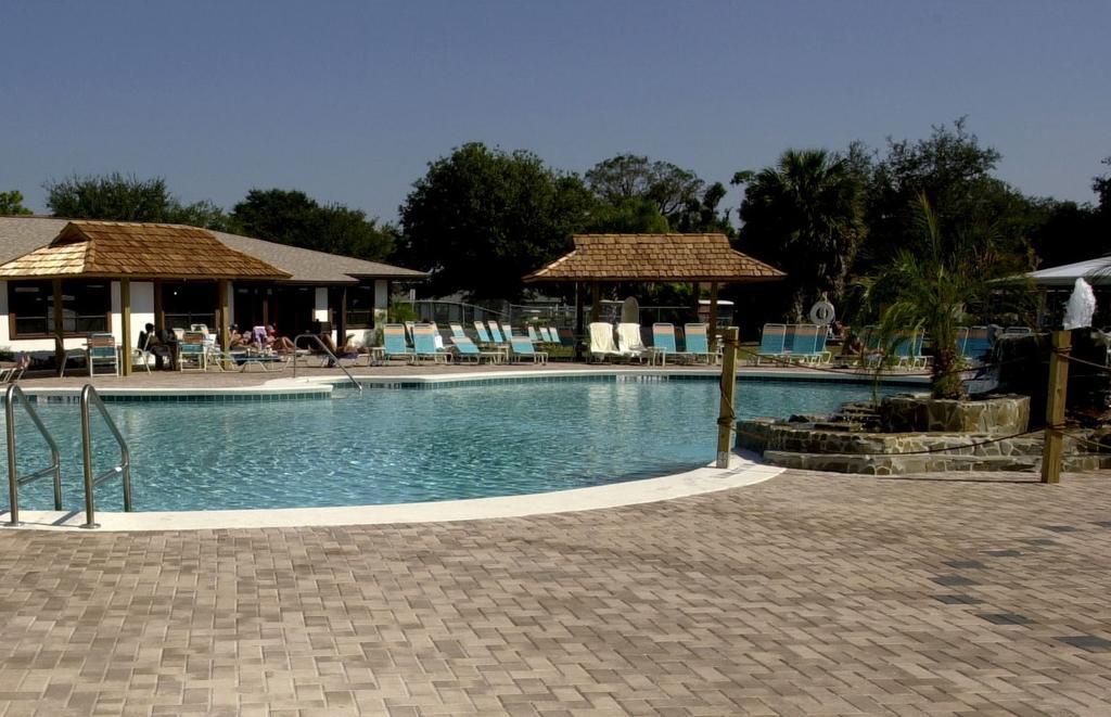 Cypress Cove Nudist Resort Poinciana Exterior foto